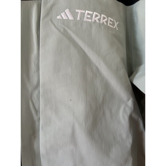 NWT Women’s Adidas Terrex Techrock 3L Rain.RDY Alpine Skiing Medium Jacket - Picture 4 of 16